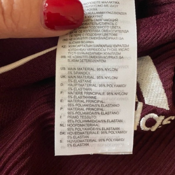 Adidas New Mens Size L PrimeKnit A1 Football V Neck Jersey Maroon and White Trim - Picture 8 of 8